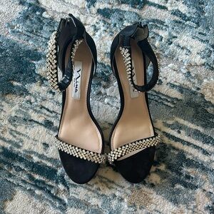Nina Women’s Sandals Heels Size 6.5